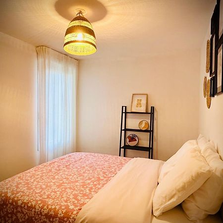 אביניון Apartment 40M2-Air Conditioning-Elevator-Underground Parking-Self Checkin! Appart Climatise 40M2-Ascenseur-Parking Souterrain -Arrivee Autonome מראה חיצוני תמונה